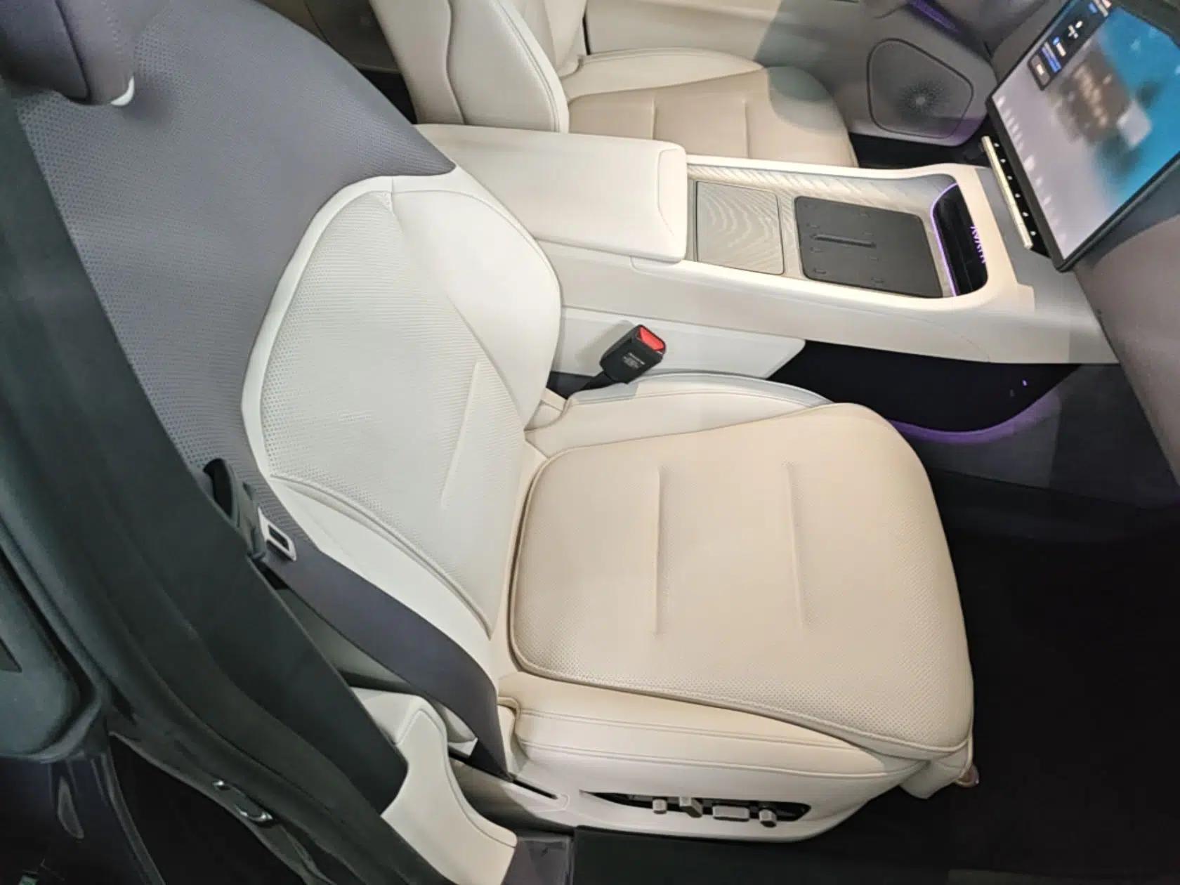 Avatr 12 2024 650 Three-Laser Four-Wheel Drive Performance Edition — миниатюра 19