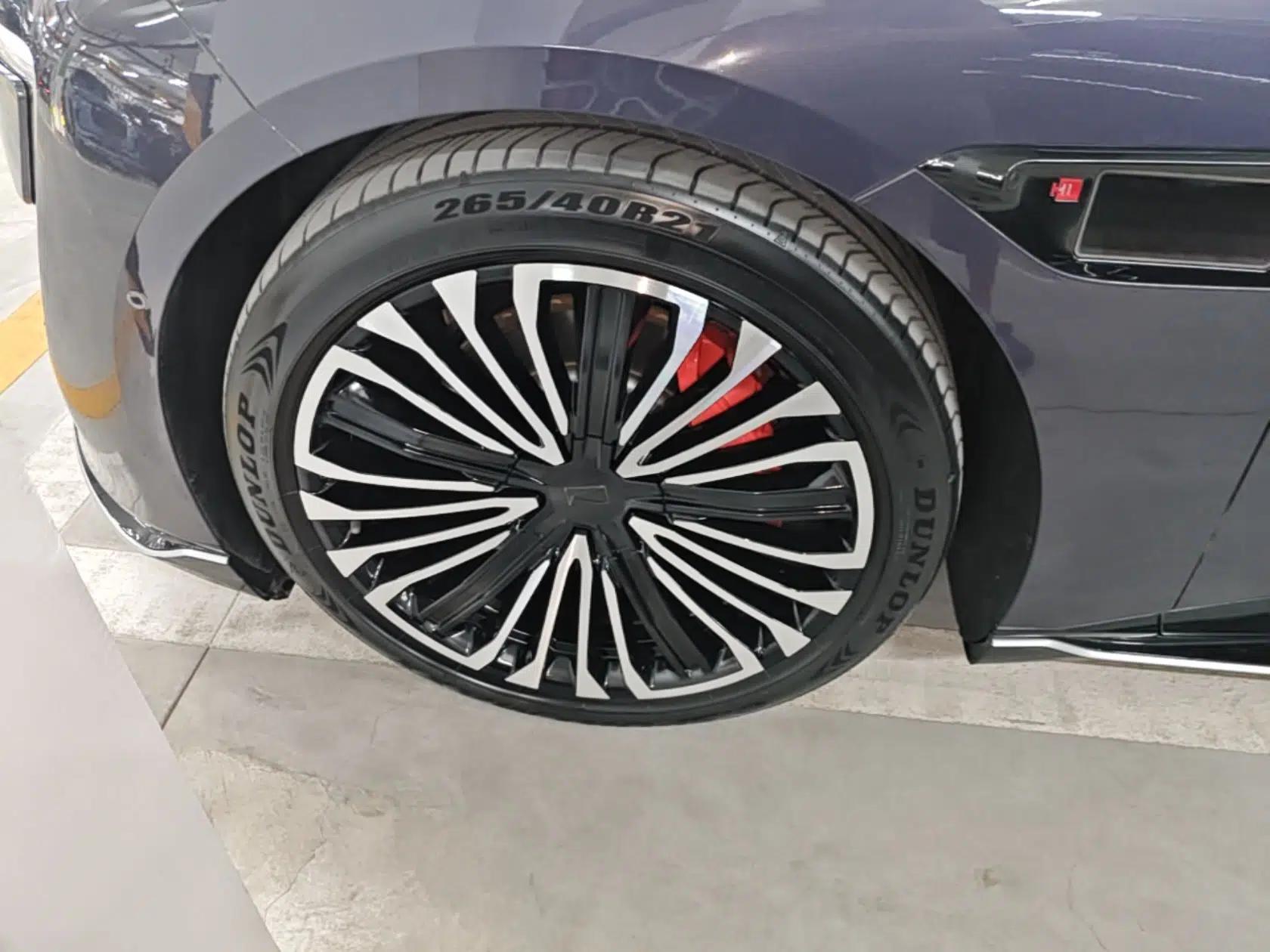 Avatr 12 2024 650 Three-Laser Four-Wheel Drive Performance Edition — миниатюра 10