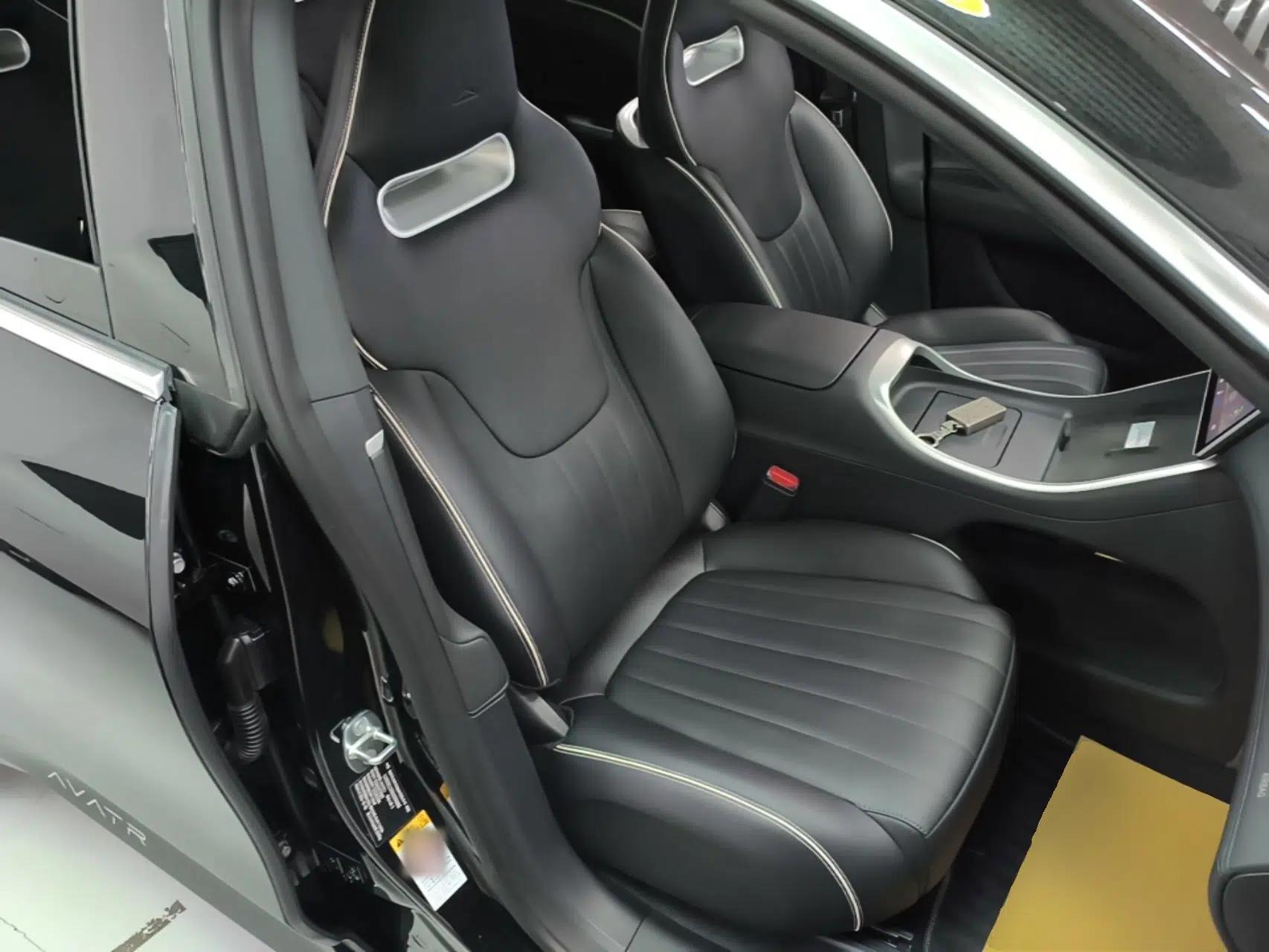 Avatr 11 2023 Harmony 90-degree Rear-wheel Drive Business Edition — миниатюра 19