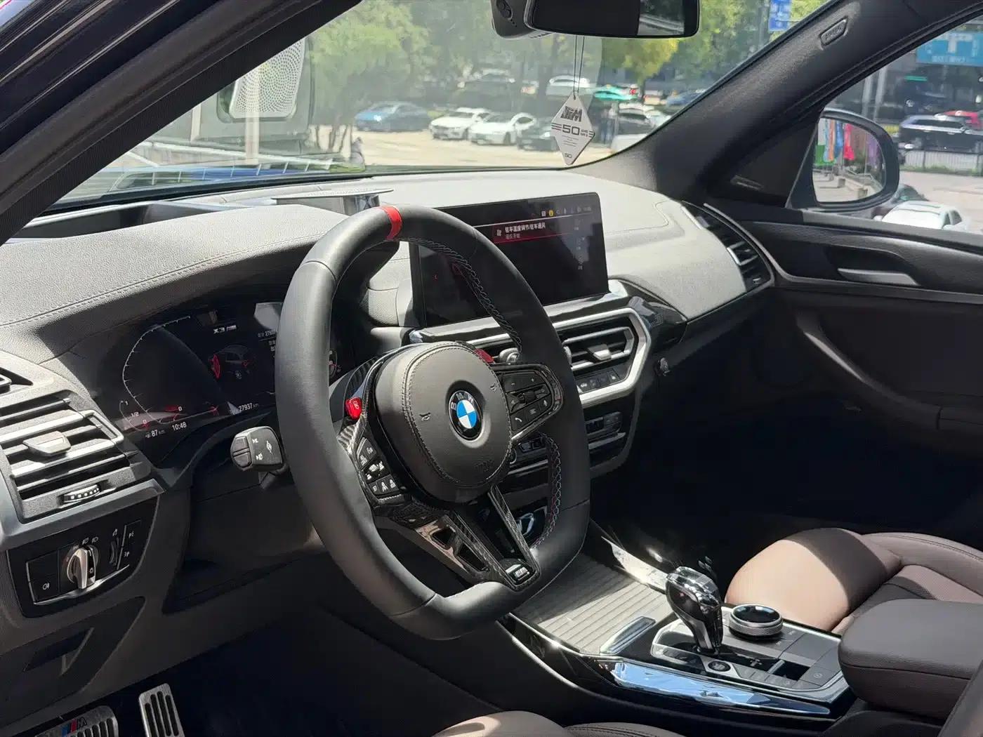 BMW X3 2023 xDrive30i Luxury M Sport Package — миниатюра 5