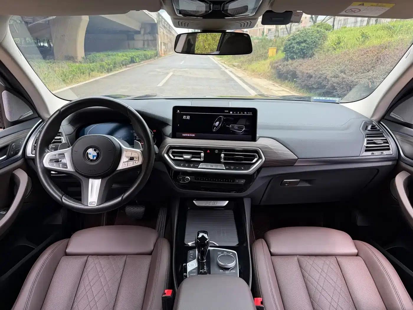 BMW X3 2023 xDrive30i Leading Edition M Sport Package — миниатюра 3