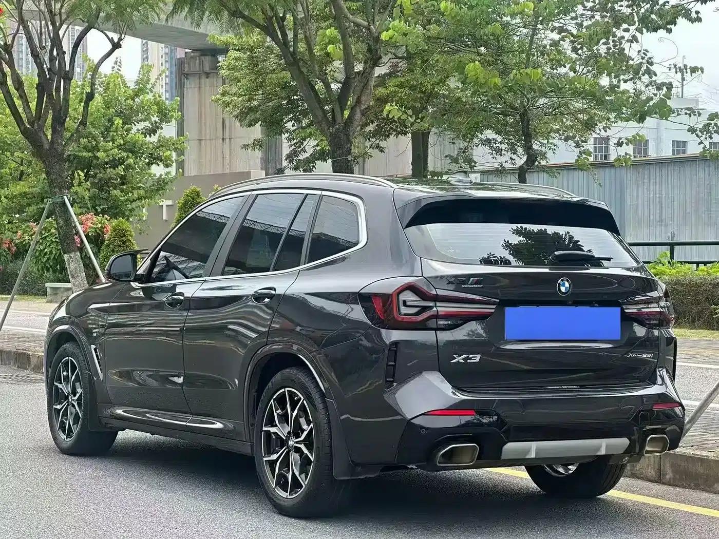 2022 BMW X3 xDrive25i M Sport Package — миниатюра 5