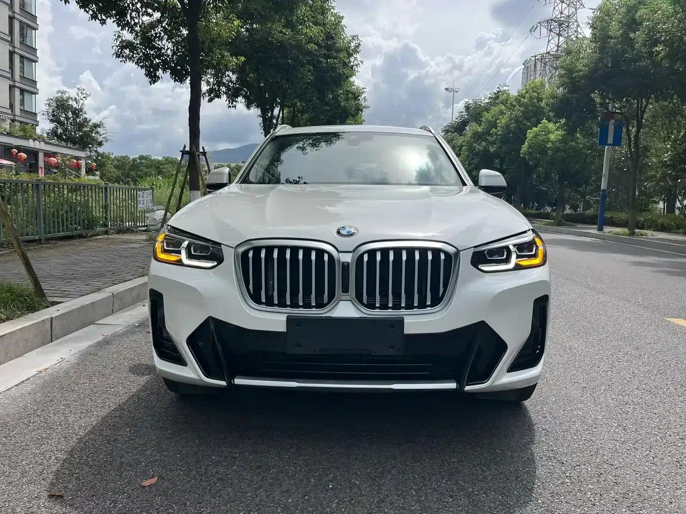 2023 BMW X3 xDrive25i M Sport Package — миниатюра 1