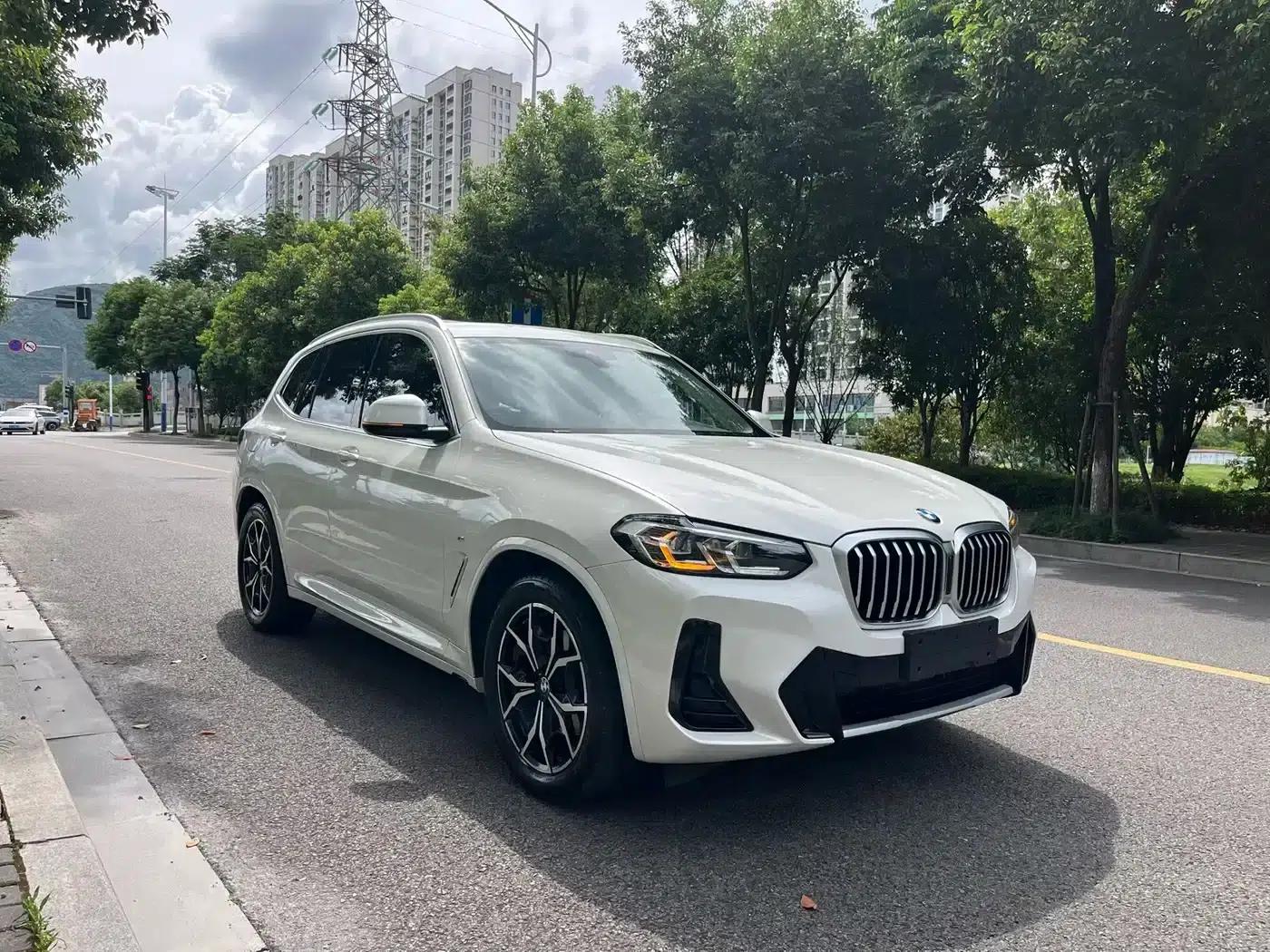 2023 BMW X3 xDrive25i M Sport Package — миниатюра 3