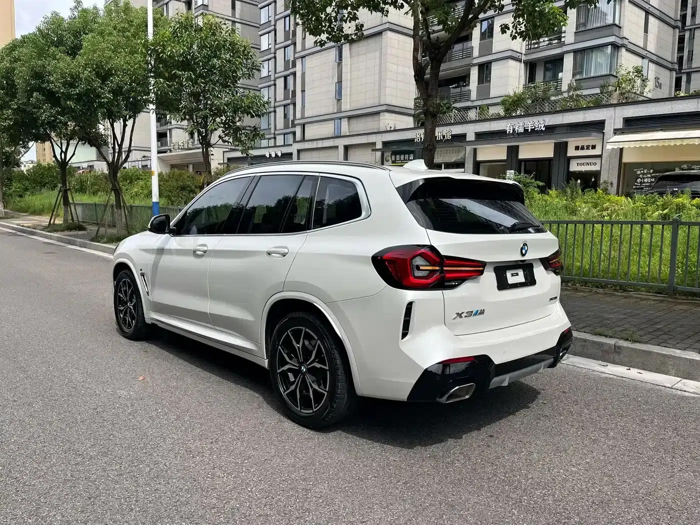 2023 BMW X3 xDrive25i M Sport Package — миниатюра 5
