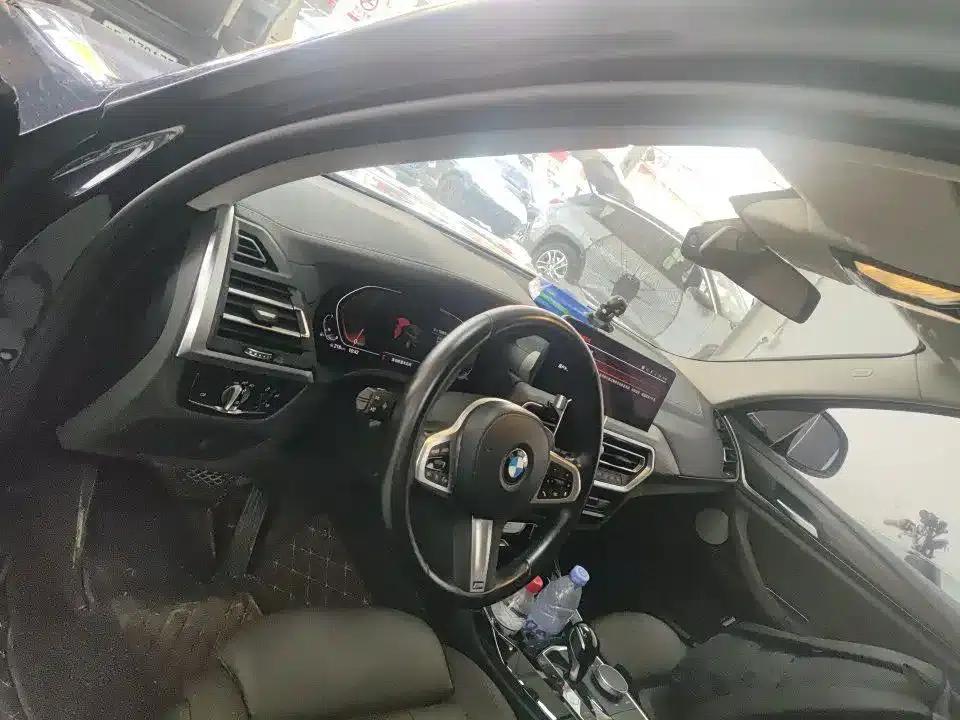 BMW X3 2022 xDrive30i Luxury M Sport Package — миниатюра 3