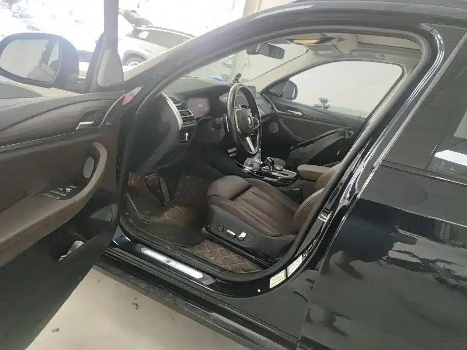 BMW X3 2022 xDrive30i Luxury M Sport Package — миниатюра 4