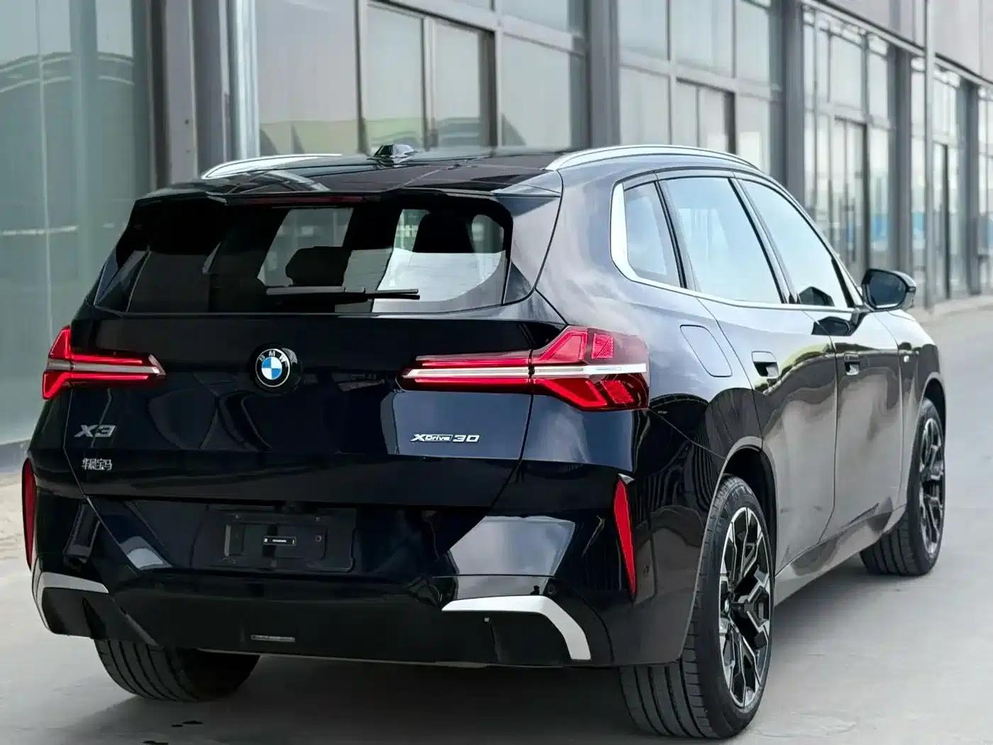BMW X3 2025 xDrive30L Luxury M Sport Package — миниатюра 6