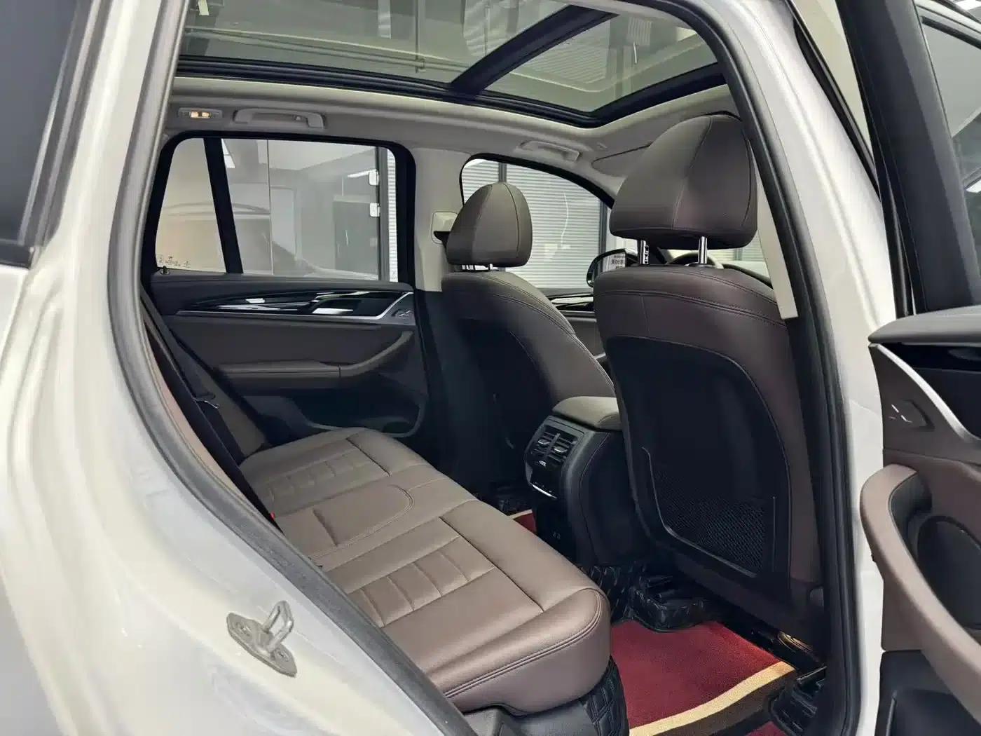 BMW X3 2021 xDrive25i M Sport Package — миниатюра 13