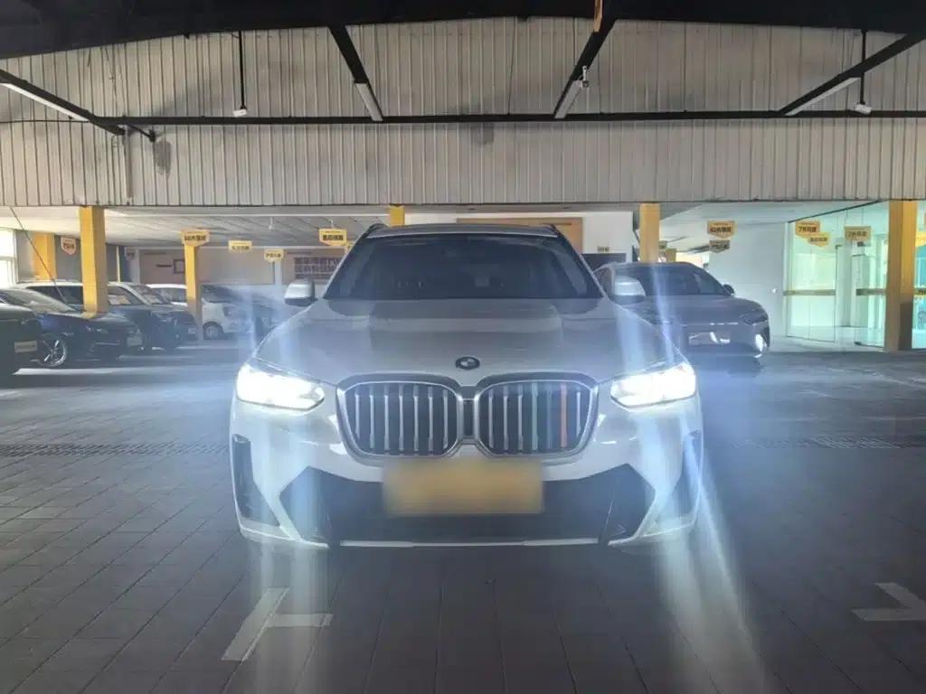 2022 BMW X3 xDrive25i M Sport Package — миниатюра 3