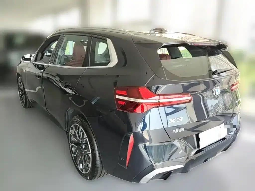 BMW X3 2025 xDrive30L Luxury M Sport Package — миниатюра 9