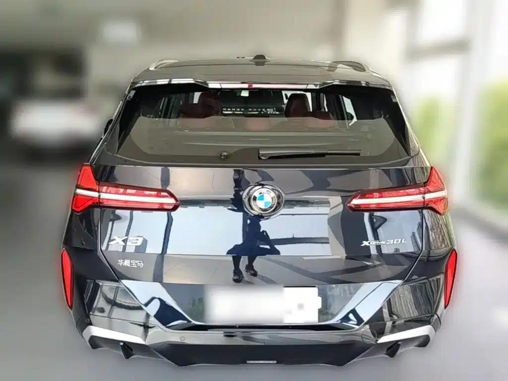 BMW X3 2025 xDrive30L Luxury M Sport Package — миниатюра 10