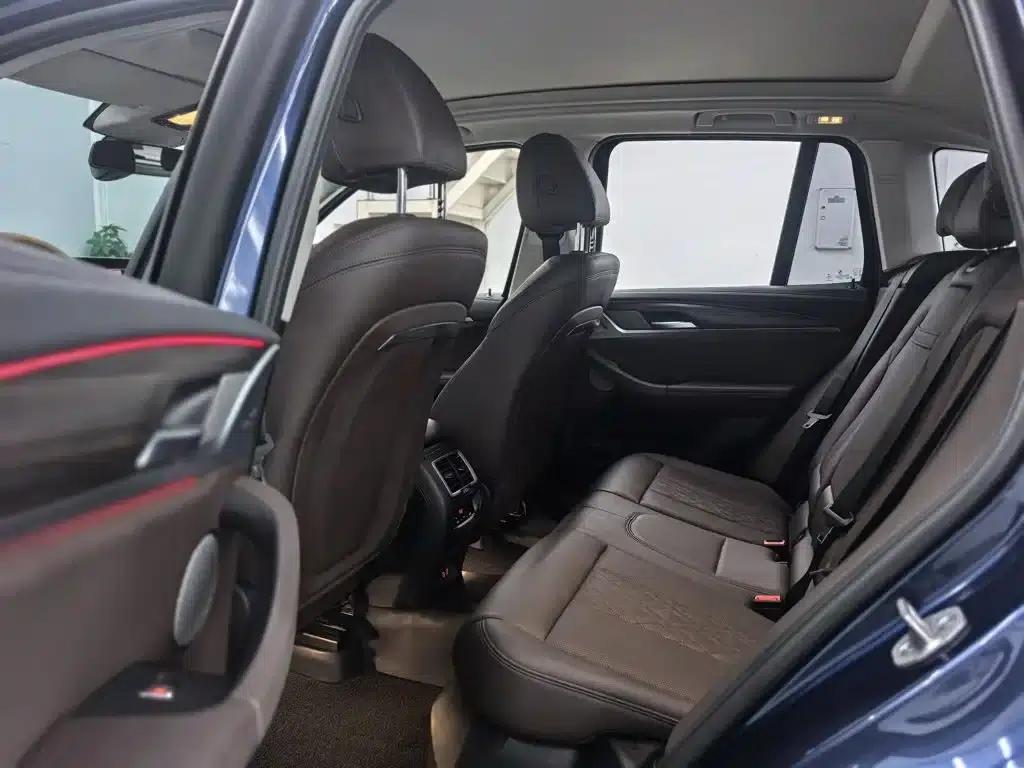 BMW X3 2022 xDrive30i Leading Edition M Sport Package — миниатюра 12