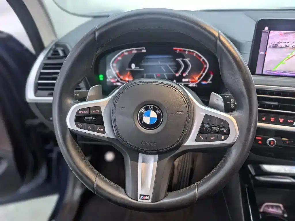 BMW X3 2022 xDrive30i Leading Edition M Sport Package — миниатюра 9