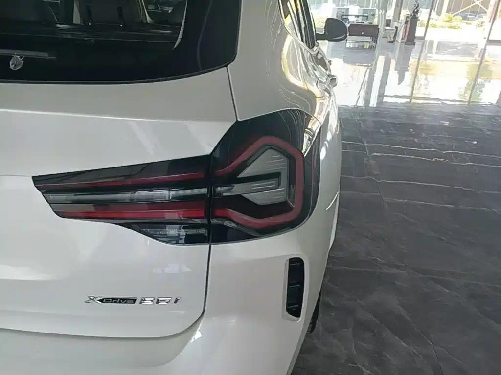 2022 BMW X3 xDrive25i M Sport Package — миниатюра 8