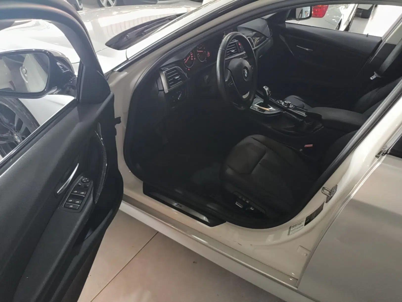 BMW 3 Series 2017 320Li M Sport Edition — миниатюра 18