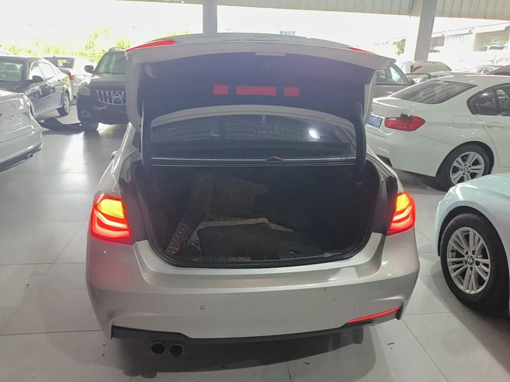 BMW 3 Series 2017 320Li M Sport Edition — миниатюра 22