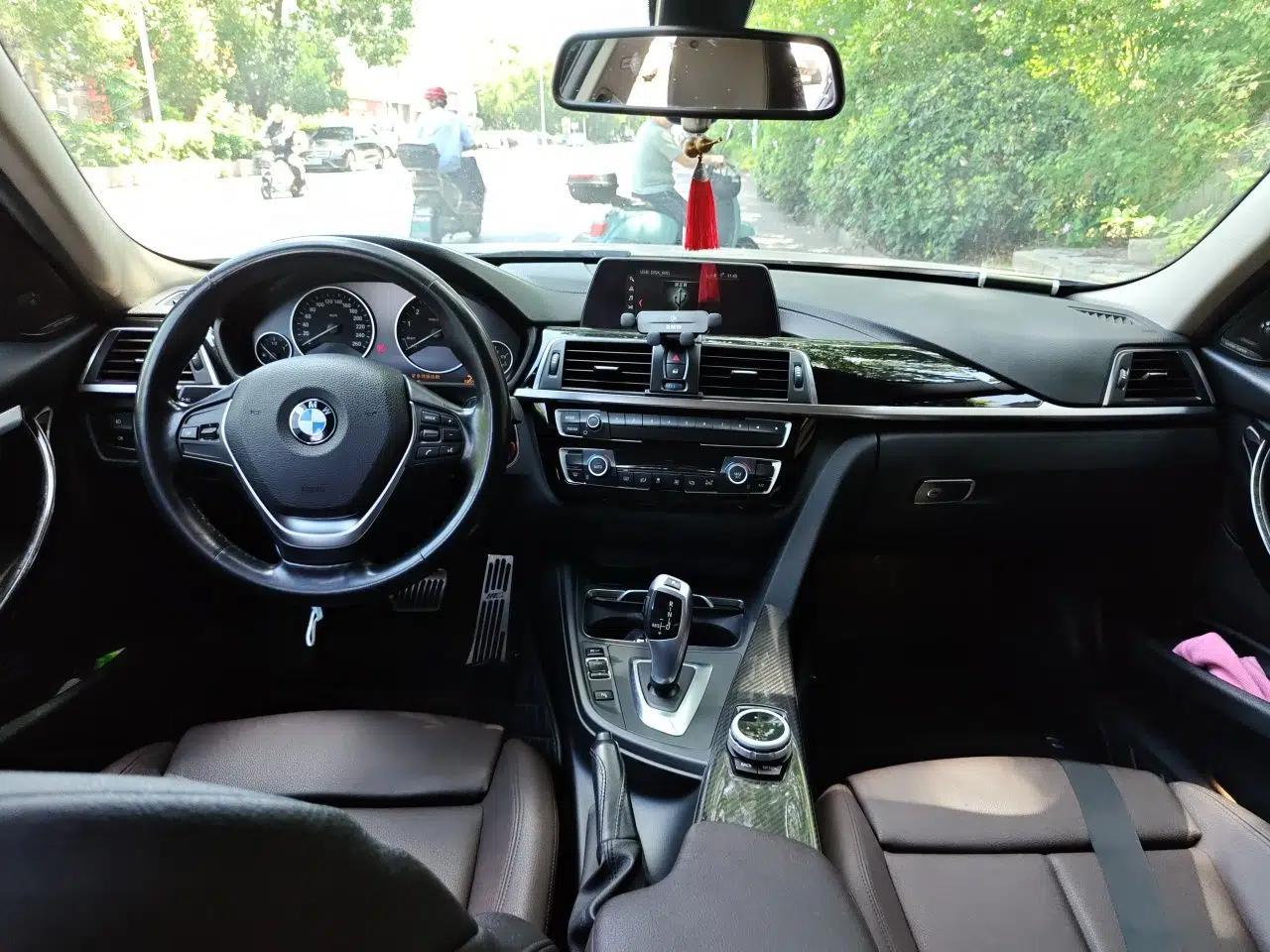 BMW 3 Series 2018 320Li Fashion Model — миниатюра 9
