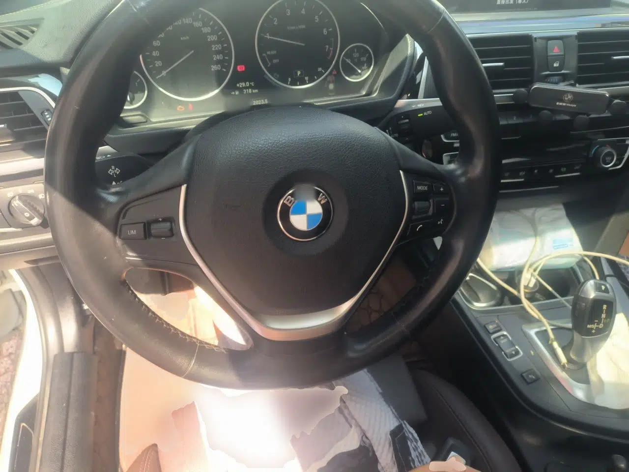 BMW 3 Series 2018 320Li Fashion Model — миниатюра 10