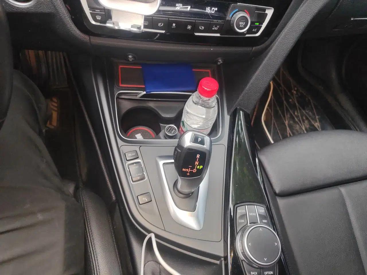 BMW 3 Series 2019 320Li Fashion Model — миниатюра 14