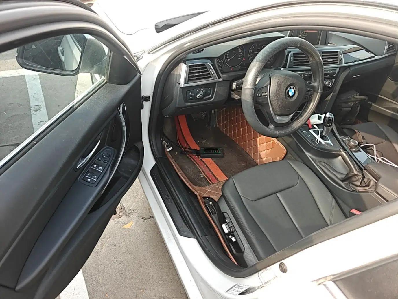 BMW 3 Series 2017 320Li Fashion Model — миниатюра 18