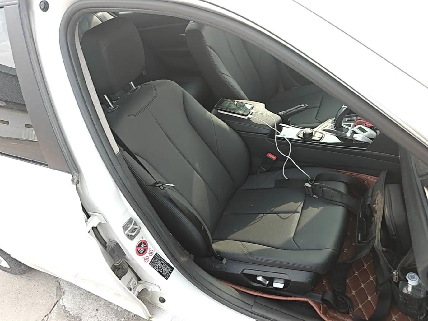 BMW 3 Series 2017 320Li Fashion Model — миниатюра 19