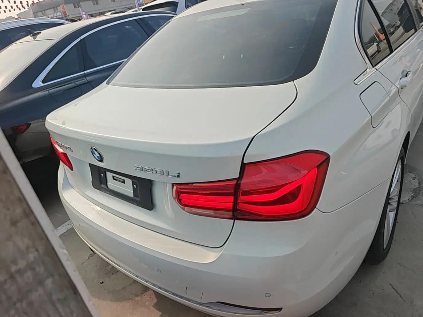 BMW 3 Series 2017 320Li Fashion Model — миниатюра 5