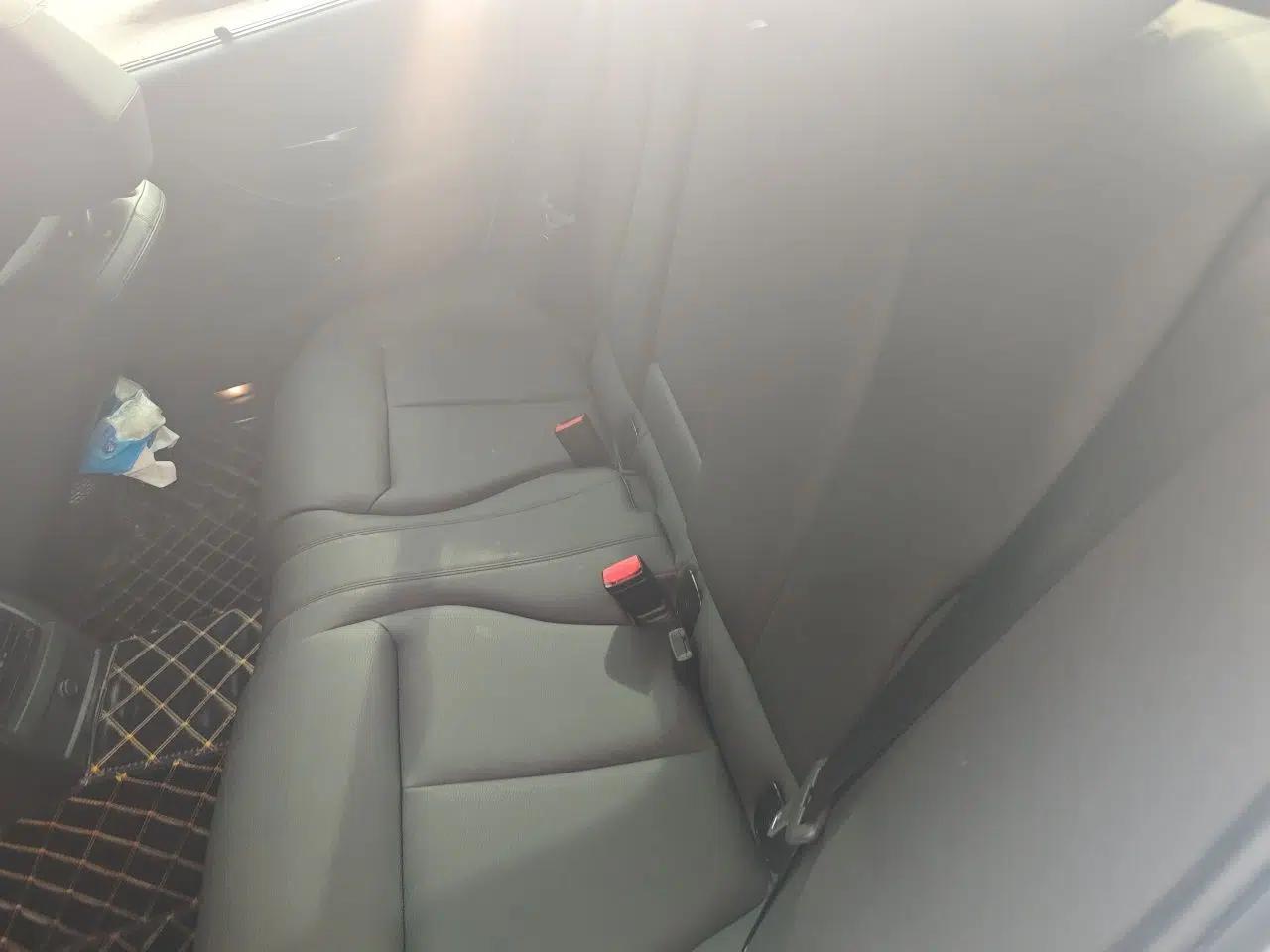 BMW 3 Series 2019 320Li M Sport Package — миниатюра 17
