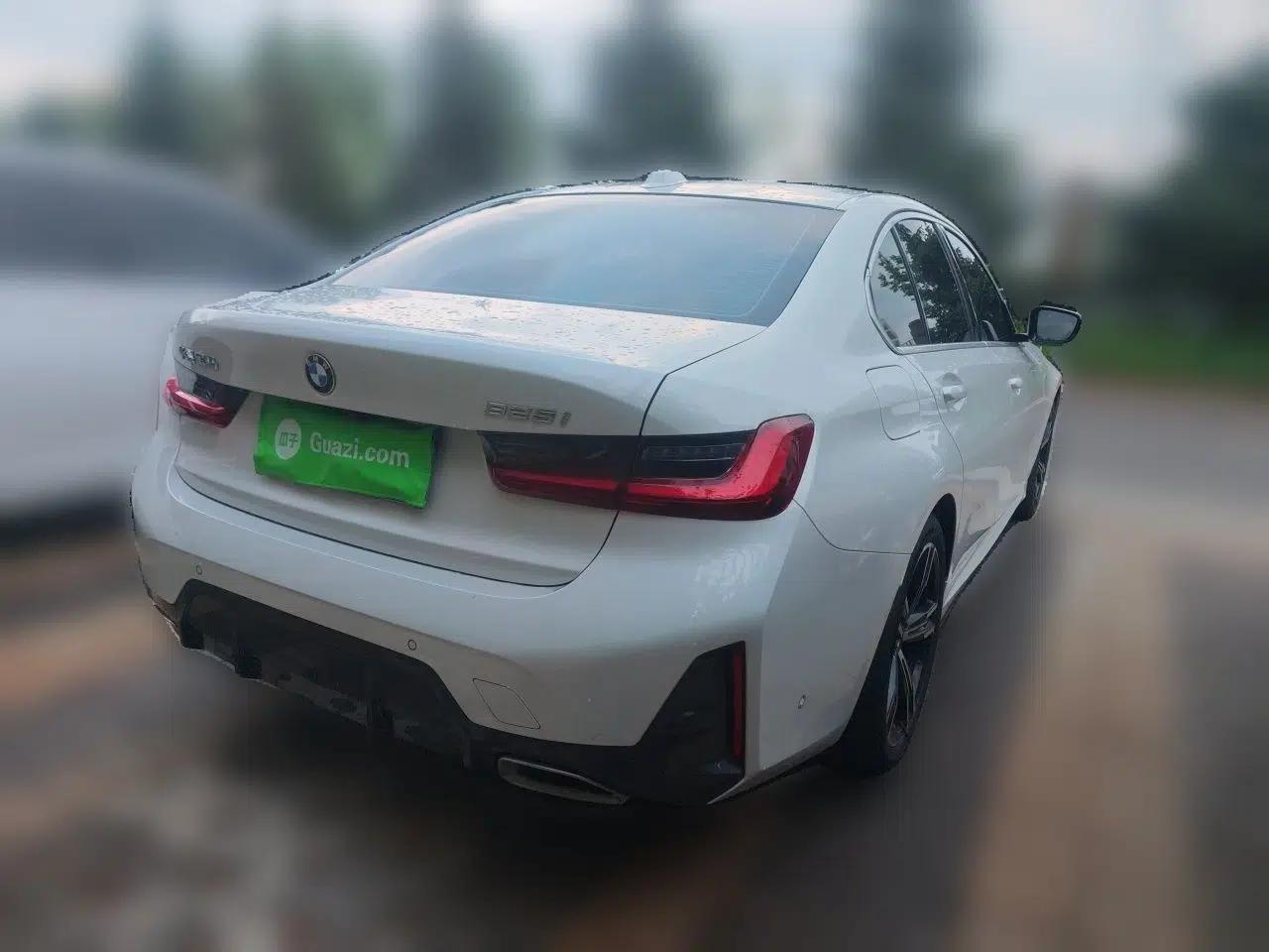BMW 3 Series 2023 325i M Sport Package — миниатюра 6