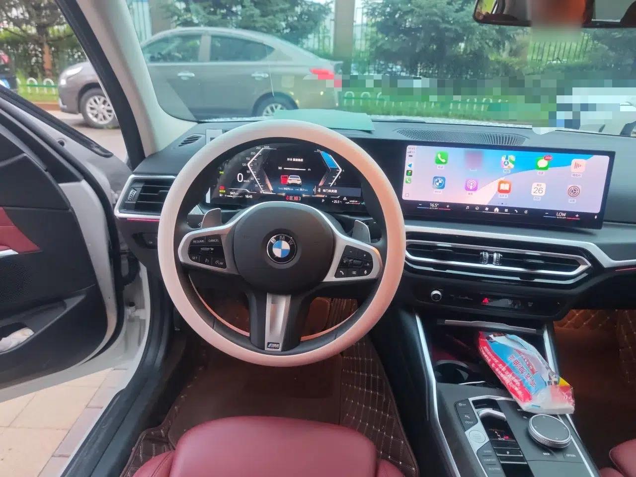 BMW 3 Series 2023 325i M Sport Package — миниатюра 10