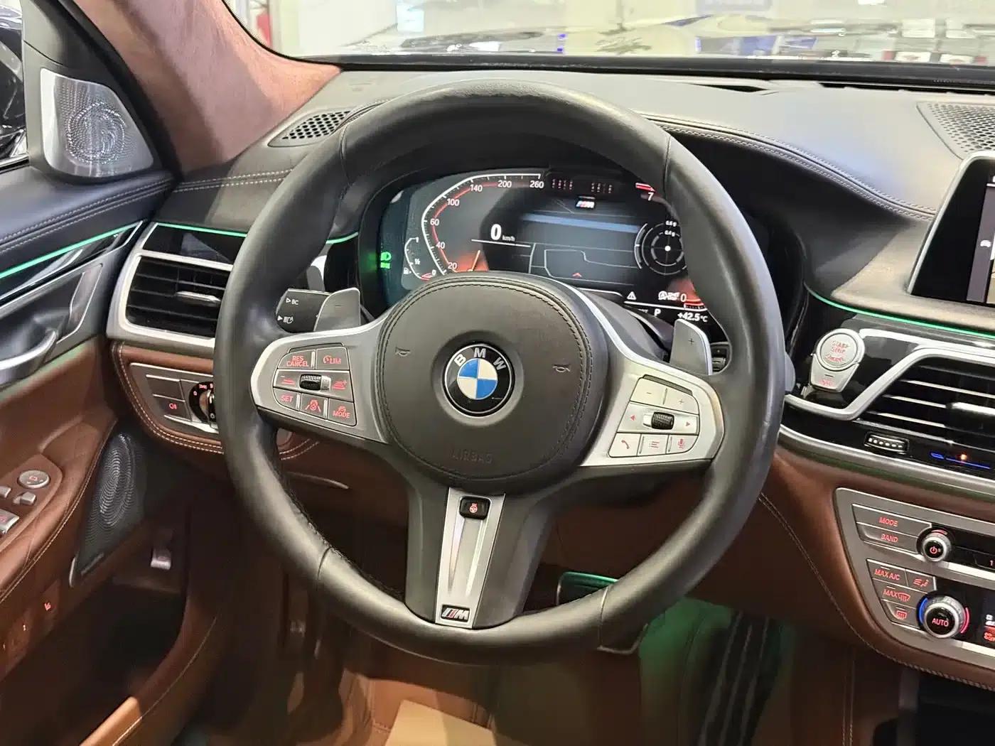 2019 BMW 7 Series 740Li xDrive Executive M Sport Package — миниатюра 5