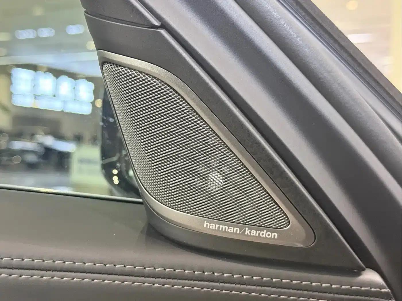 2019 BMW 7 Series Facelift 740Li Leading Luxury Package — миниатюра 13
