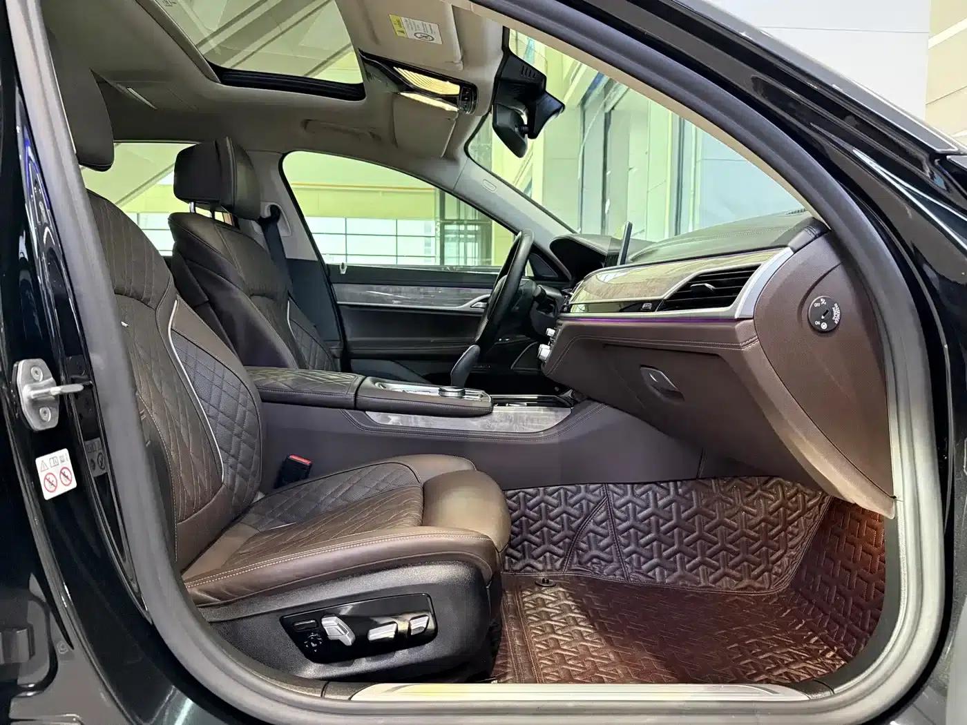 2019 BMW 7 Series Facelift 740Li Leading Luxury Package — миниатюра 8