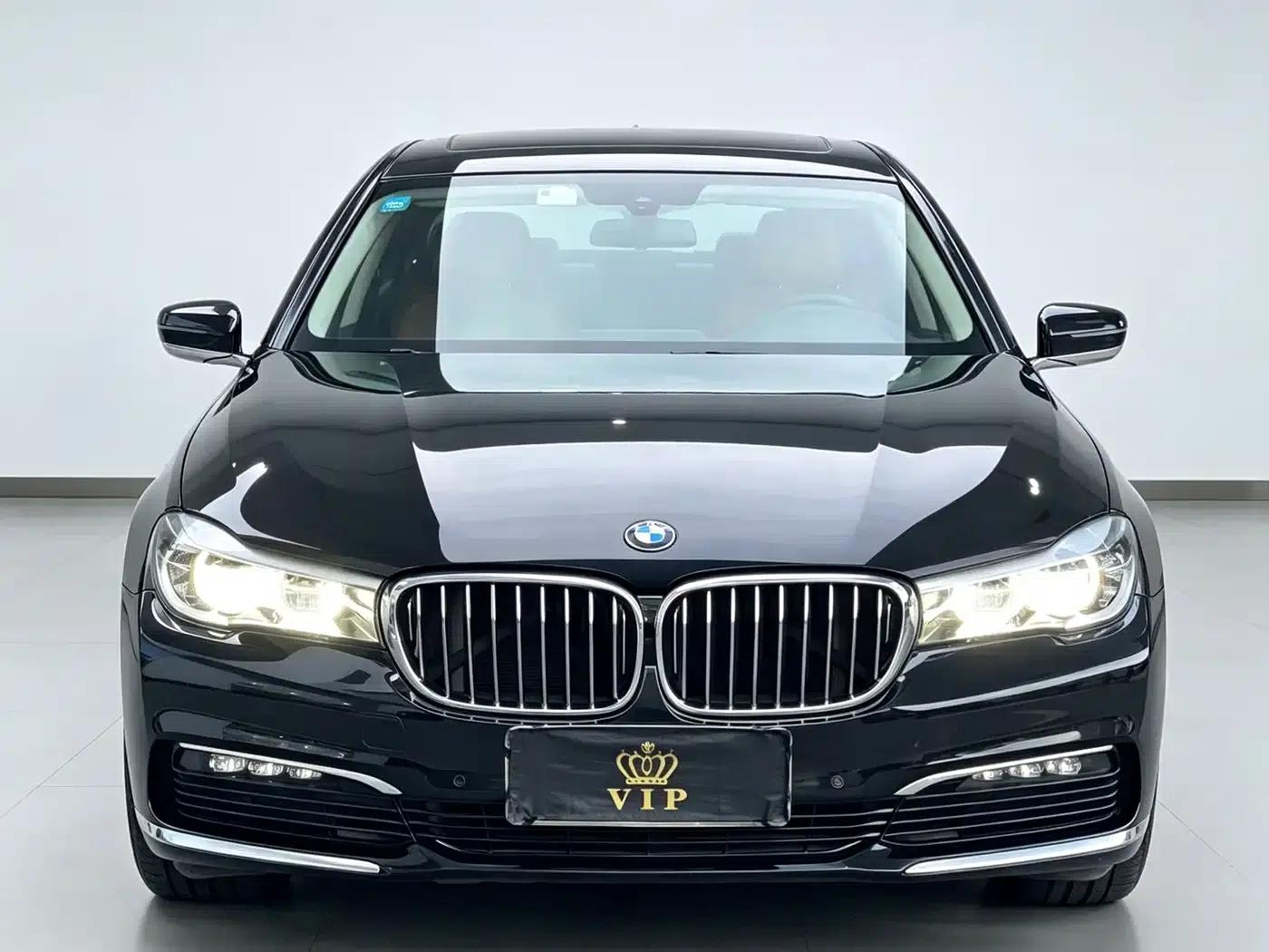 2018 BMW 7 Series 730Li Leading Edition M Sport Package — миниатюра 2