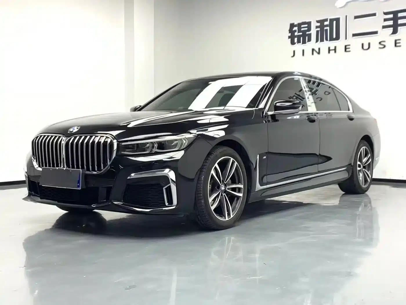 2019 BMW 7 Series 730Li M Sport Package — миниатюра 1