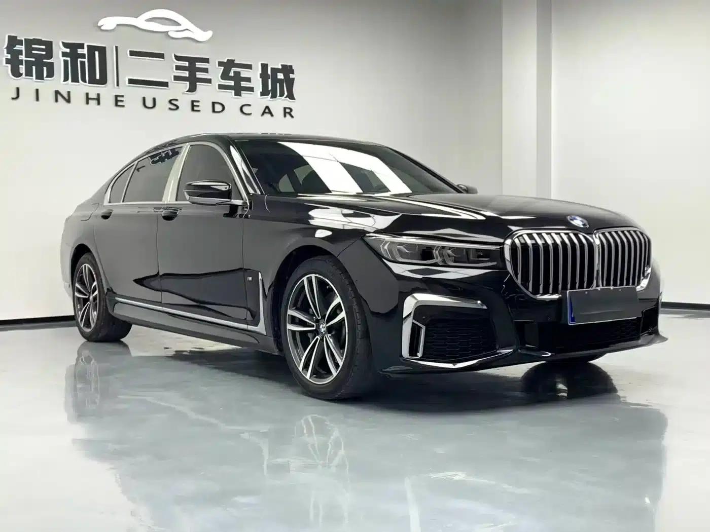 2019 BMW 7 Series 730Li M Sport Package — миниатюра 3