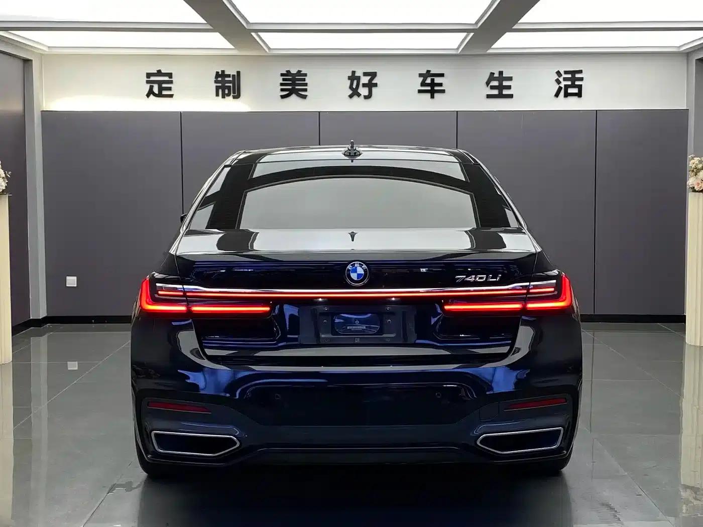 2021 BMW 7 Series 740Li Luxury M Sport Package — миниатюра 12