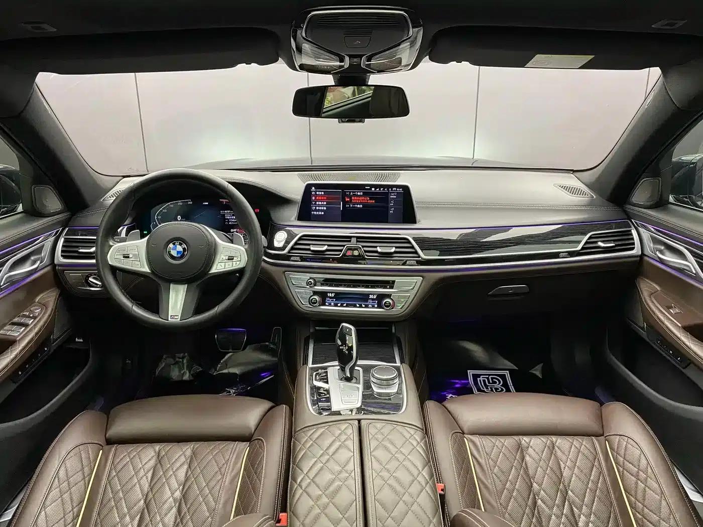 2021 BMW 7 Series 740Li Luxury M Sport Package — миниатюра 5