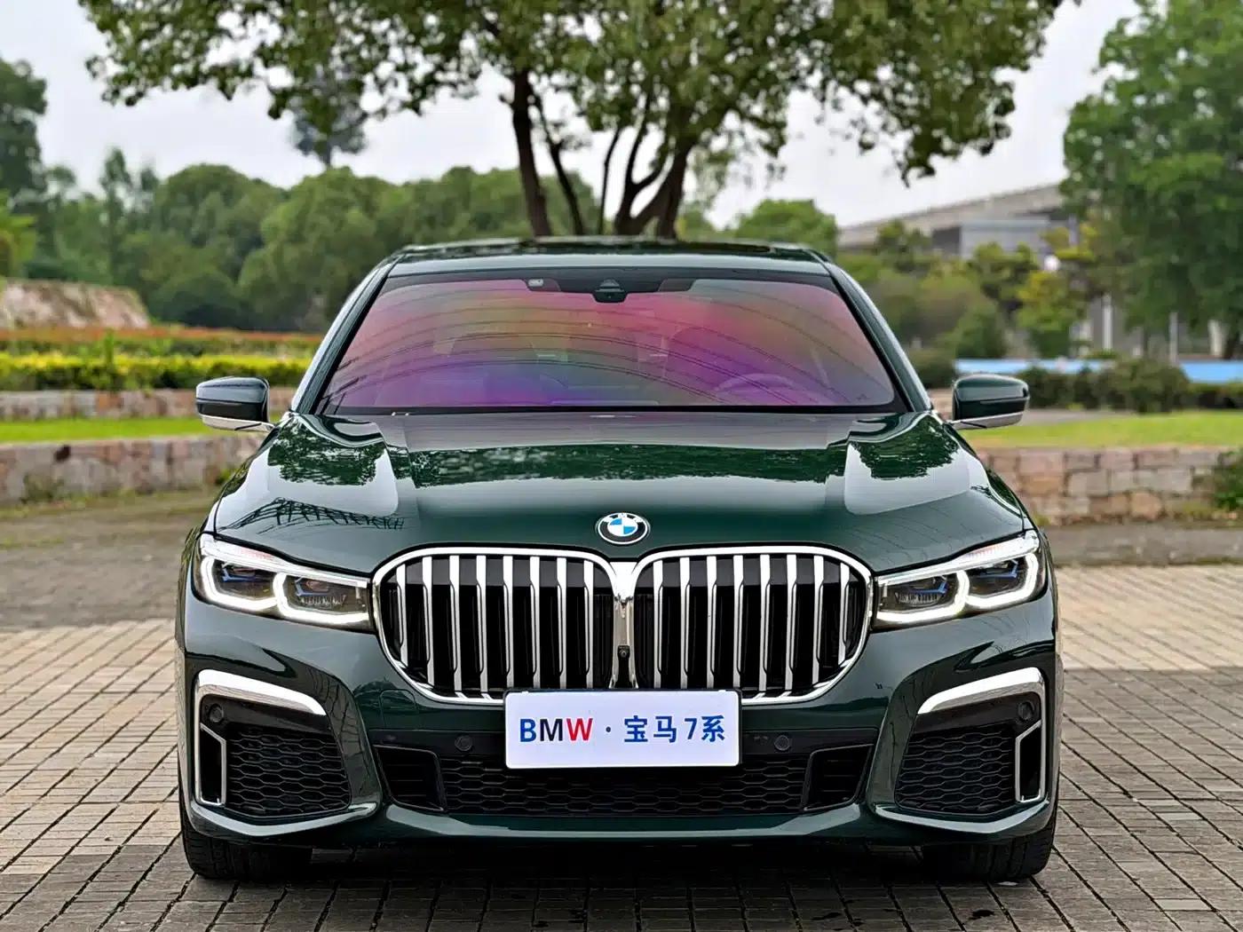 2019 BMW 7 Series 740Li Luxury M Sport Package — миниатюра 2