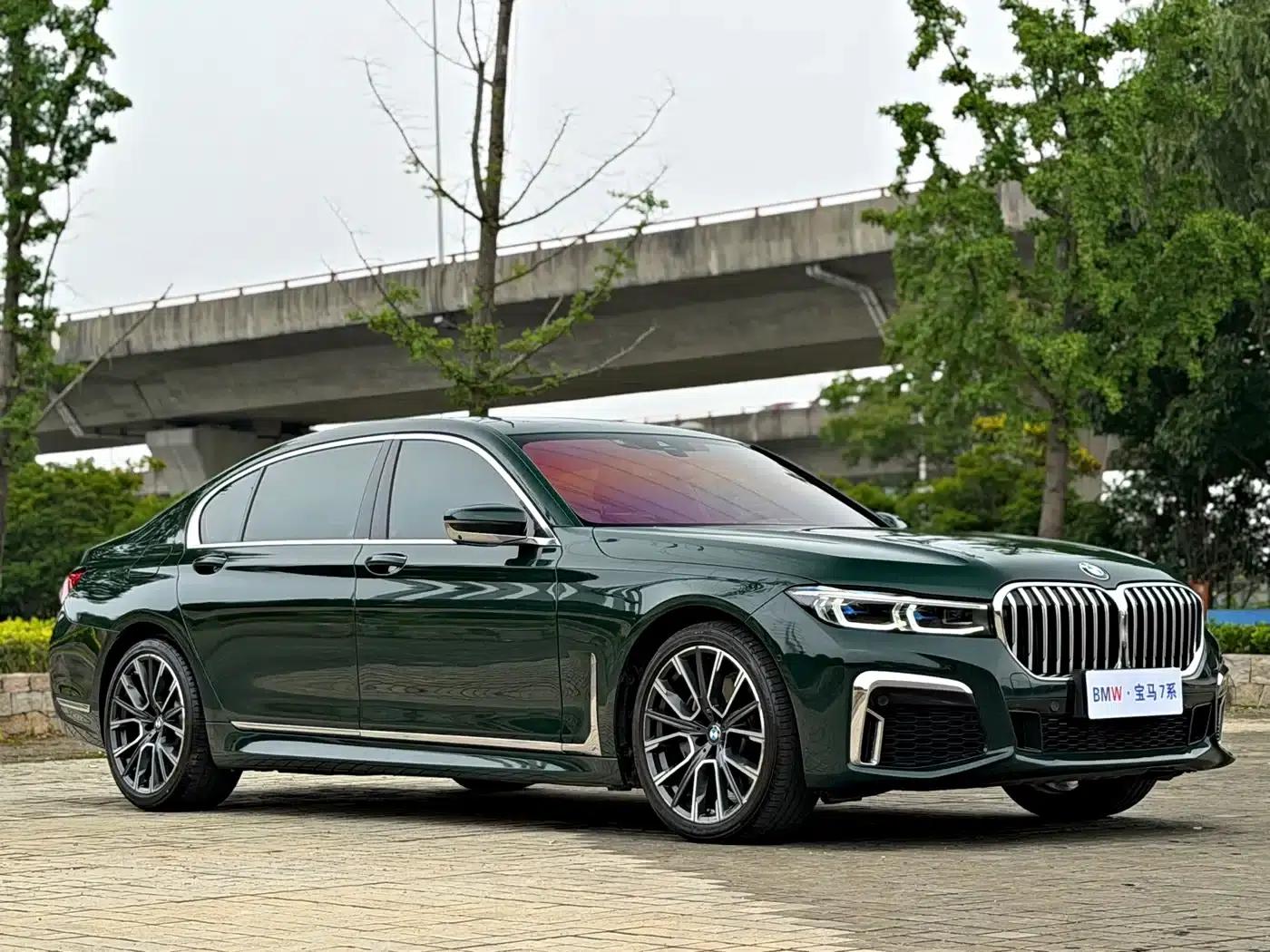 2019 BMW 7 Series 740Li Luxury M Sport Package — миниатюра 3