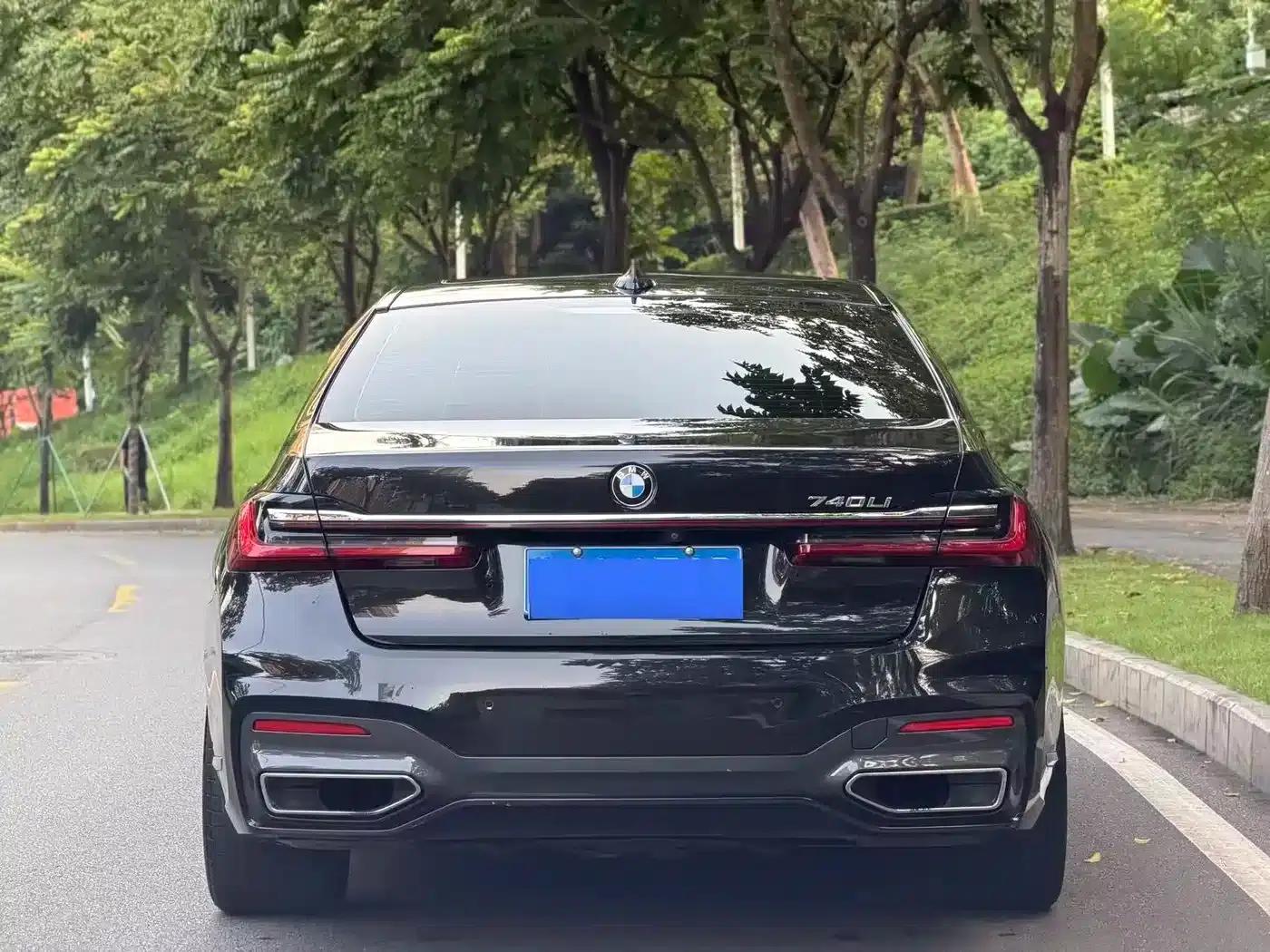 2019 BMW 7 Series 740Li Leading Luxury Package — миниатюра 3