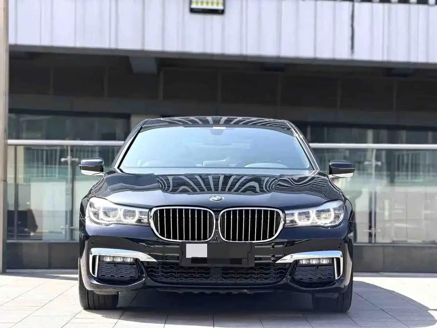 2018 BMW 7 Series 730Li Leading Edition M Sport Package — миниатюра 2