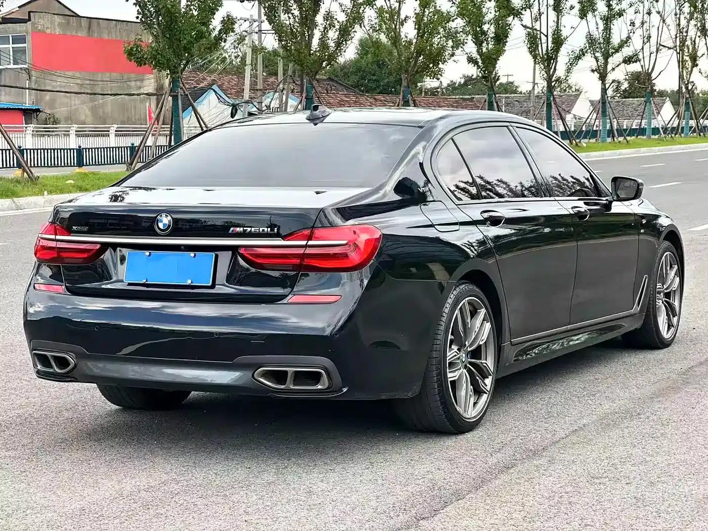 2018 BMW 7 Series M760Li xDrive — миниатюра 4