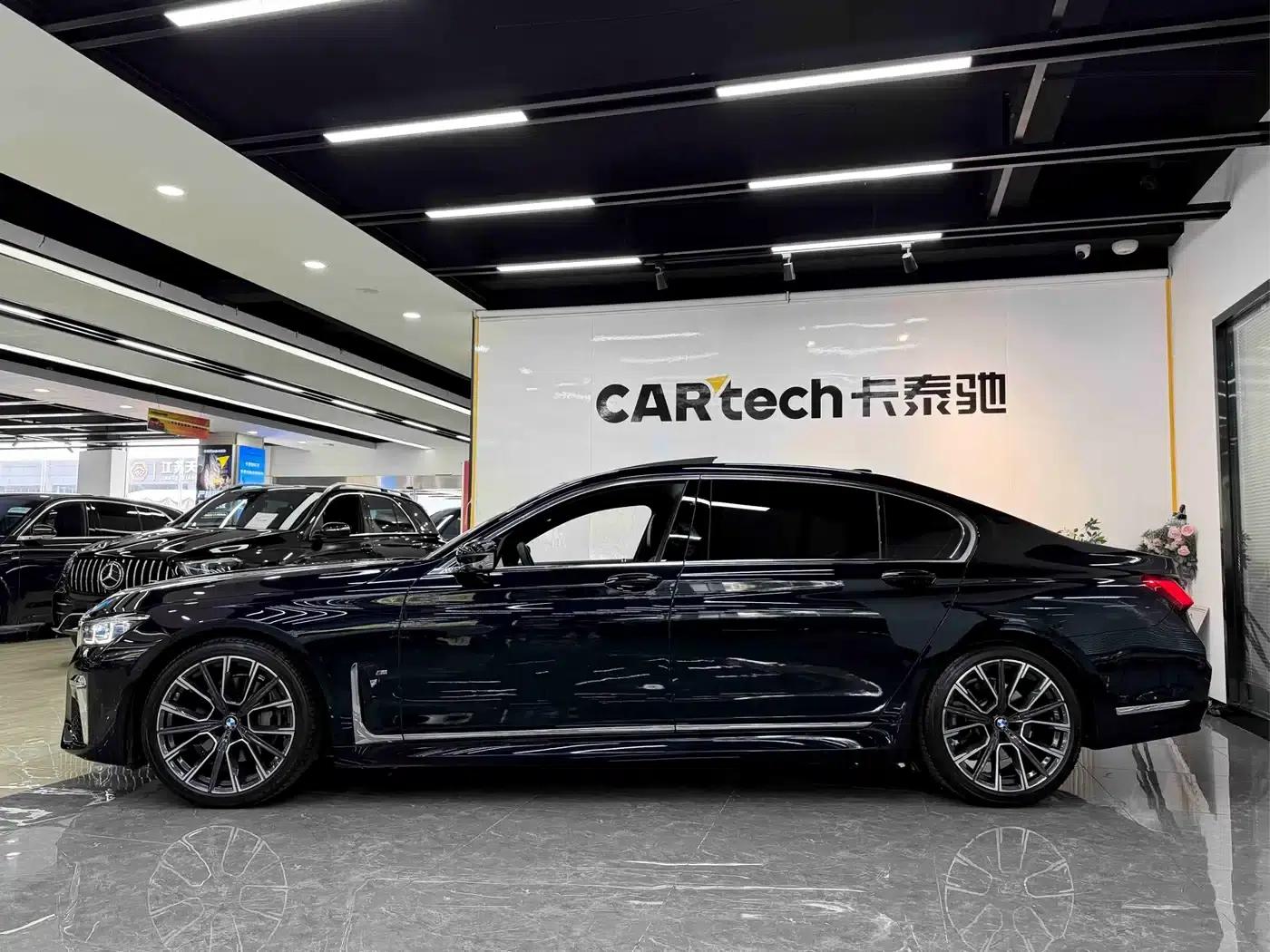 2021 BMW 7 Series 740Li Luxury M Sport Package — миниатюра 3