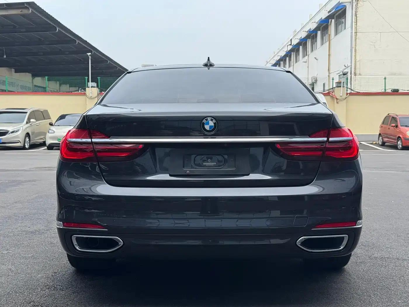 2016 BMW 7 Series 750Li xDrive 4-seater — миниатюра 4
