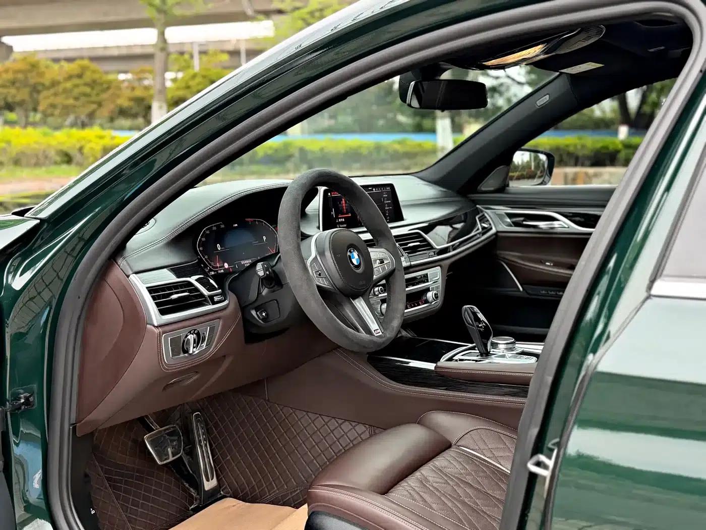 2019 BMW 7 Series 740Li Luxury M Sport Package — миниатюра 5