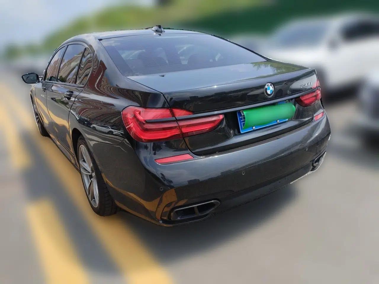 BMW 7 Series 2018 730Li Leading Model M Sport Package — миниатюра 4
