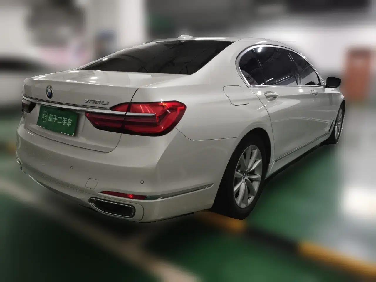 BMW 7 Series 2016 730Li Leading Model — миниатюра 6