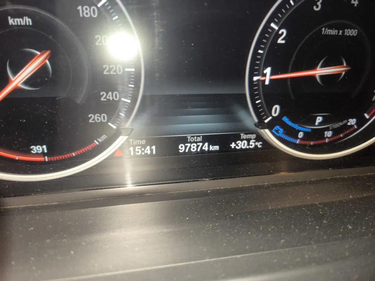 BMW 7 Series 2014 730Li Premium Edition — миниатюра 12