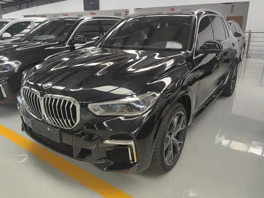 BMW X5 2022 xDrive 40Li M Sport Package — миниатюра 1